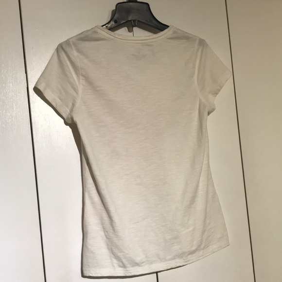 Sonoma Women’s V-neck tee Size Medium 60% cotton good condition short sleeve - Picture 4 of 5